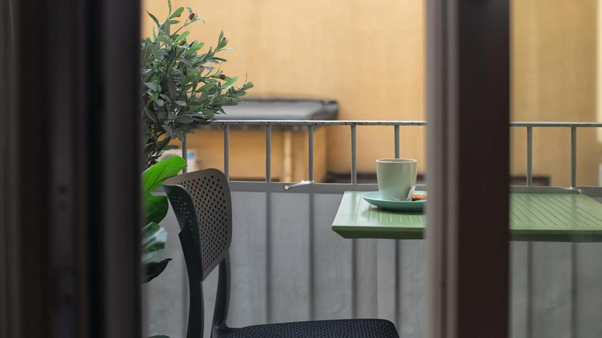 Pink Flamingo Balcony Studio By Central Station Milan Italy